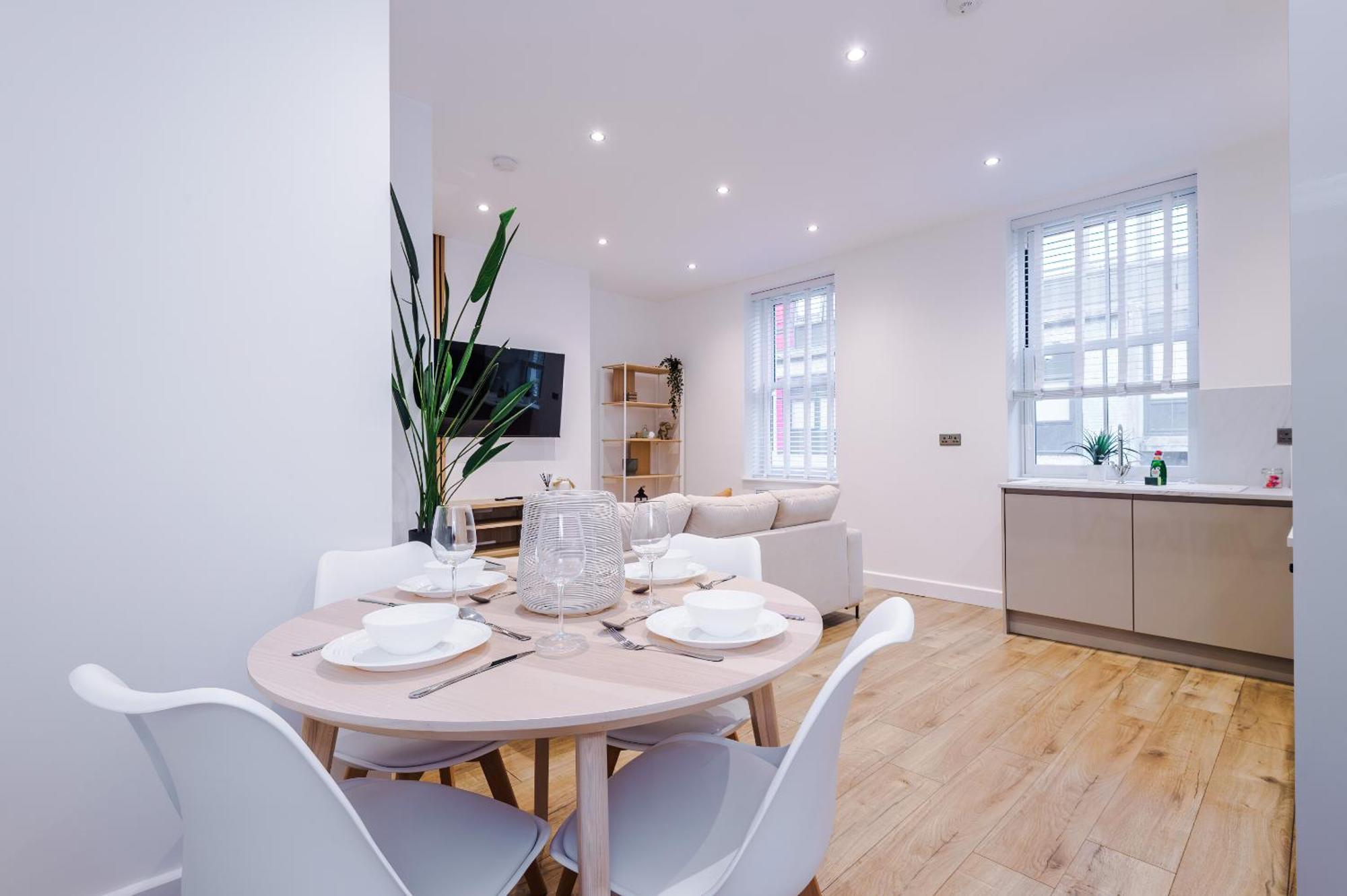 South Street Apartment *