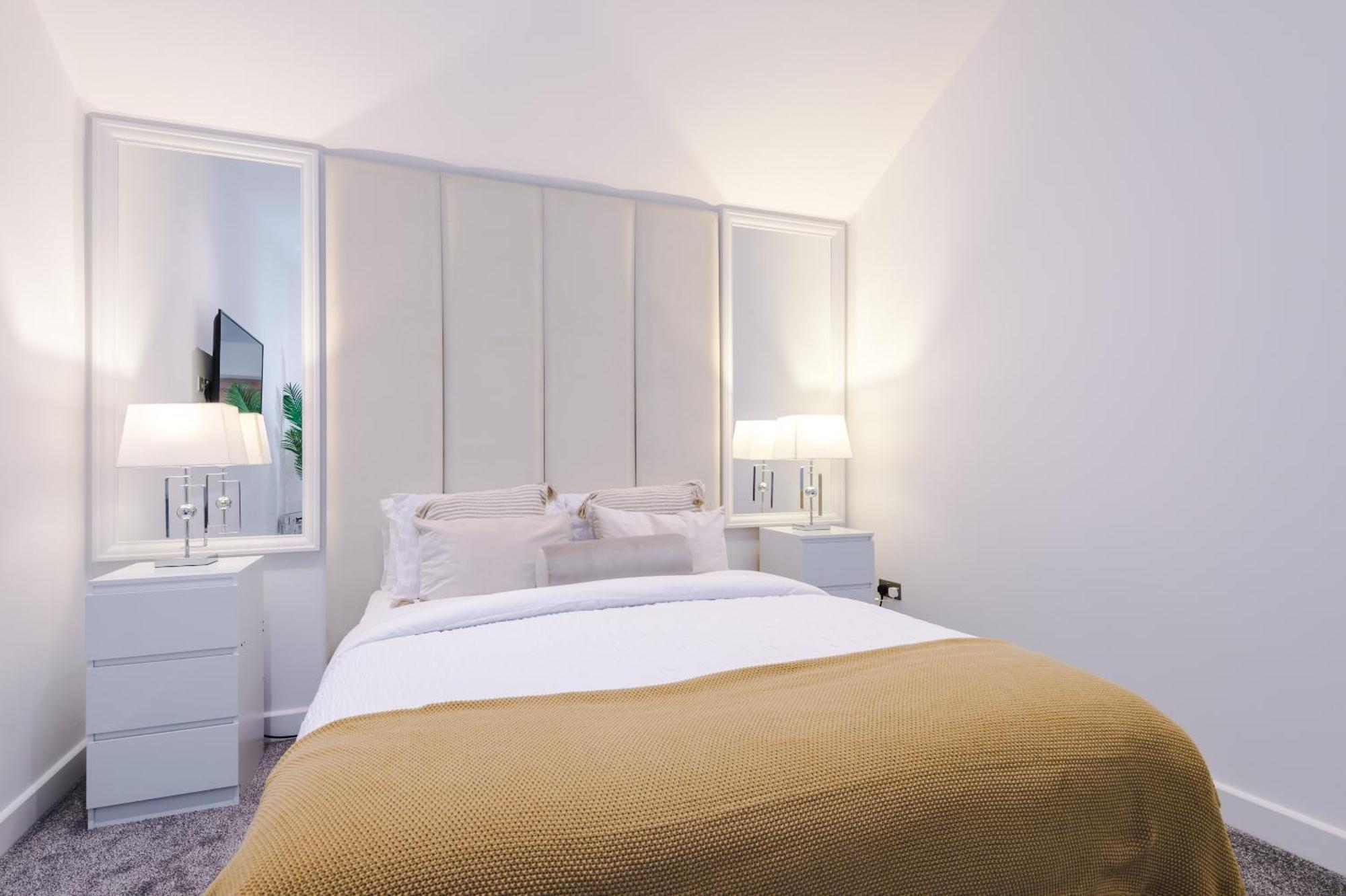 South Street Apartment *
